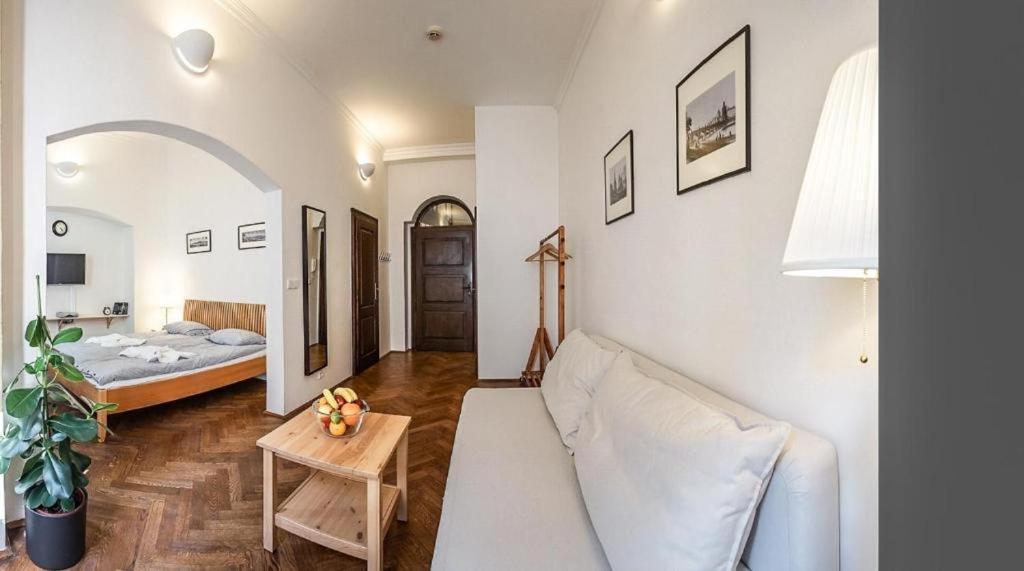 Apartmany Nerudova 36 Praha Bagian luar foto