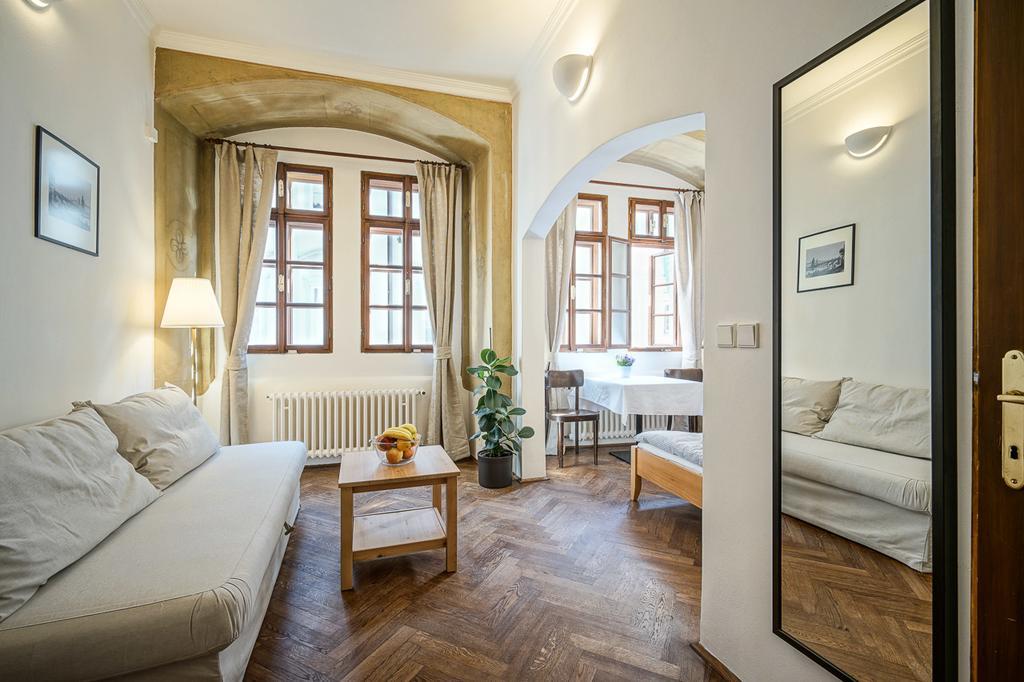 Apartmany Nerudova 36 Praha Bagian luar foto